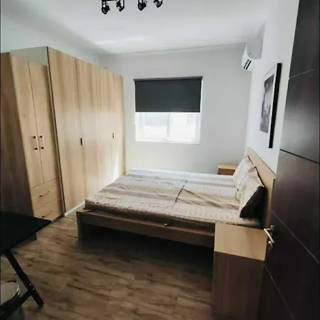 Modern And Spacious 3-bed Apartment, Steps From The Apartman San Pawl il-Baħar