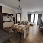 Modern And Spacious 3-bed Apartment, Steps From The St. Paul's Bay